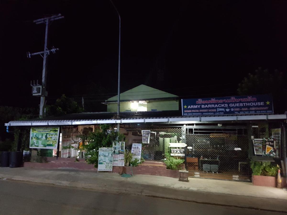 Army Barracks Guesthouse Vang Vieng Exterior foto